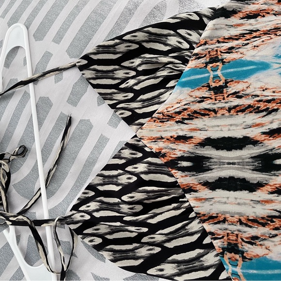 Guess Black and Blue Maxi Halter Sundress - Picture 6 of 8